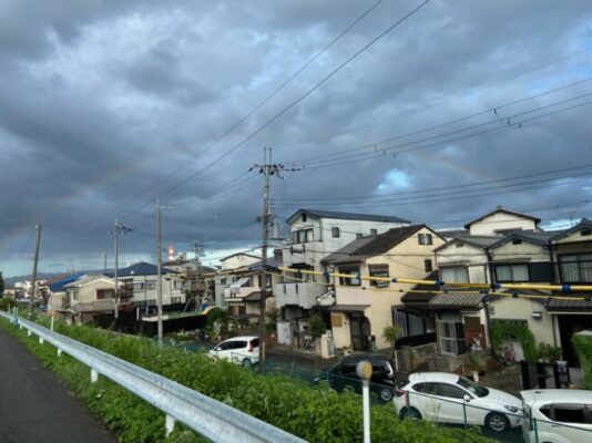 車で移動中に…